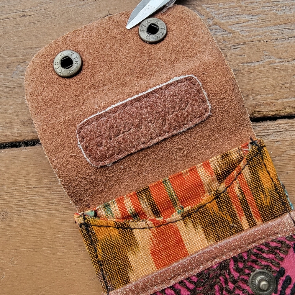 🔮🎱 Free People Boho Embroidered Repurposed vtg banjara hippie Wallet card case - Picture 6 of 16